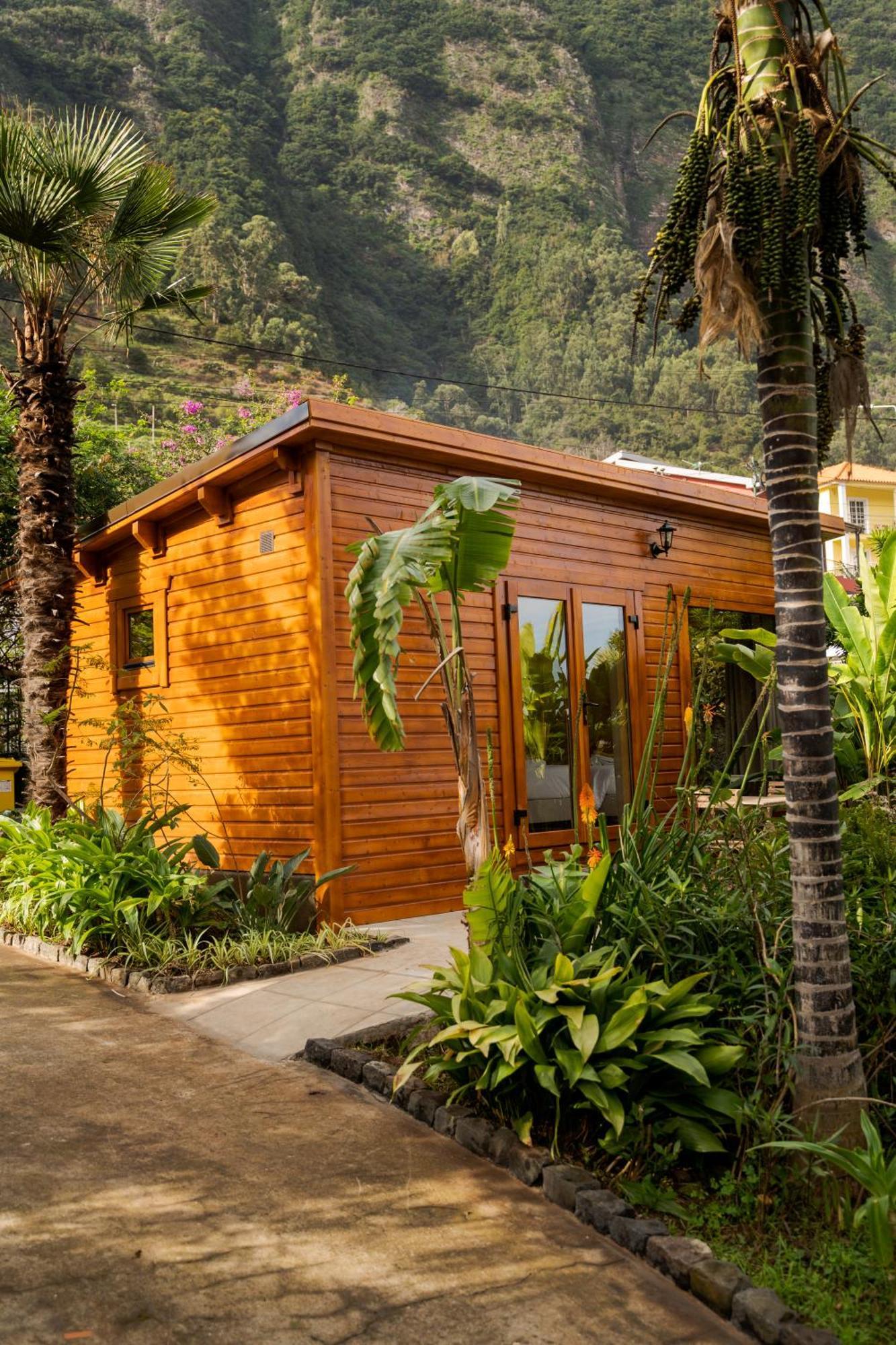 Madeira Surf Lodge São Vicente Exterior photo