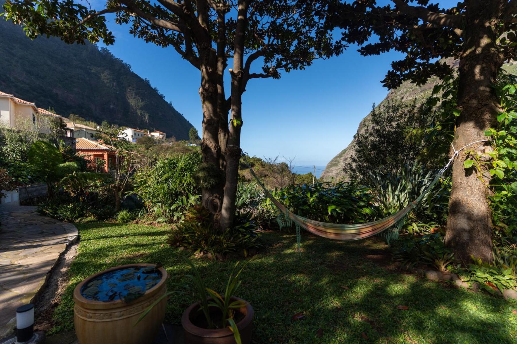 Madeira Surf Lodge São Vicente Exterior photo