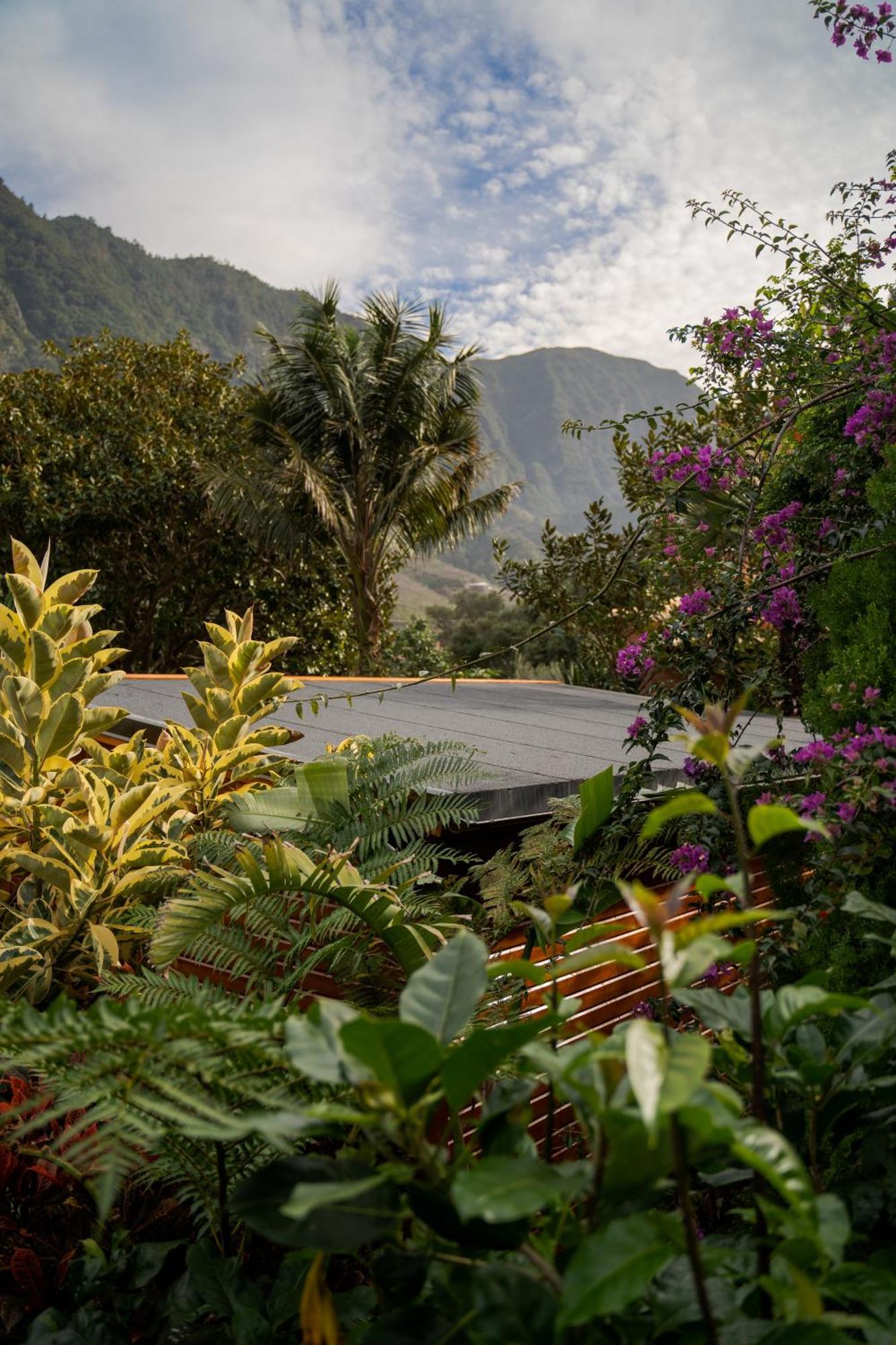 Madeira Surf Lodge São Vicente Exterior photo